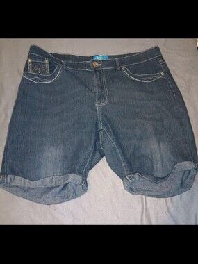 GUC Dkin Rhinestone Denim Bermuda Shorts 14W